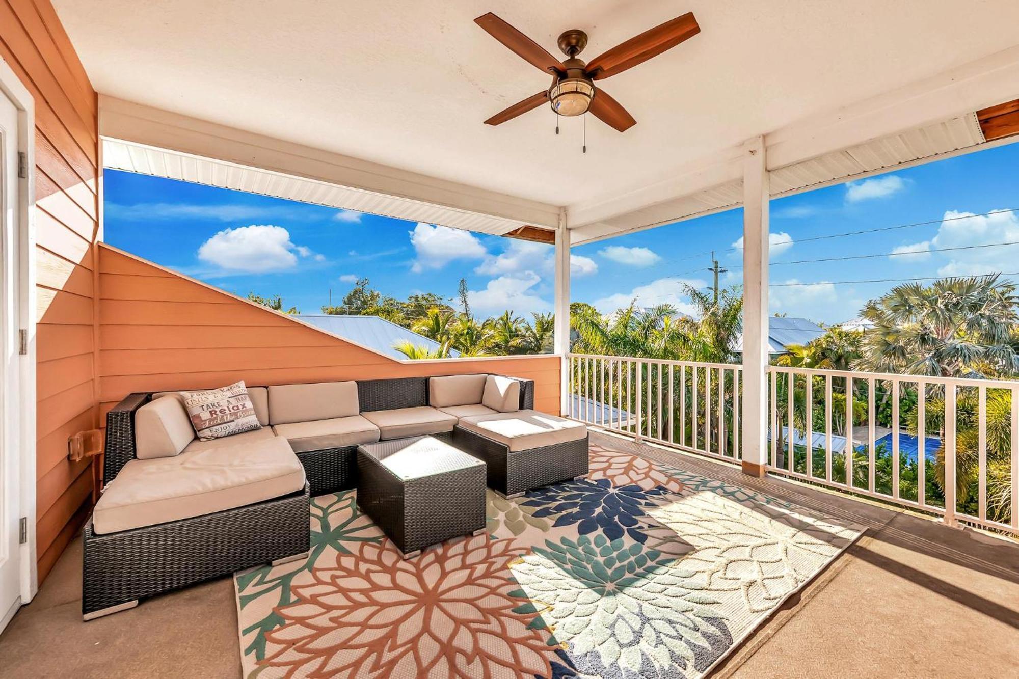Flip Flops And Fish Tales Villa Anna Maria Exterior photo